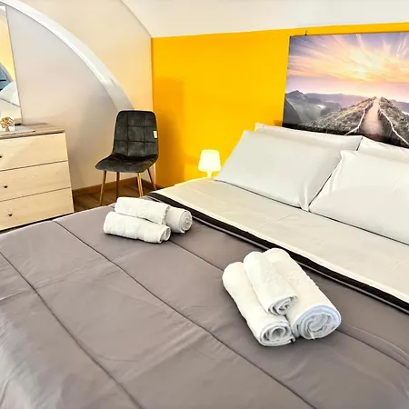 Leonic Apartment