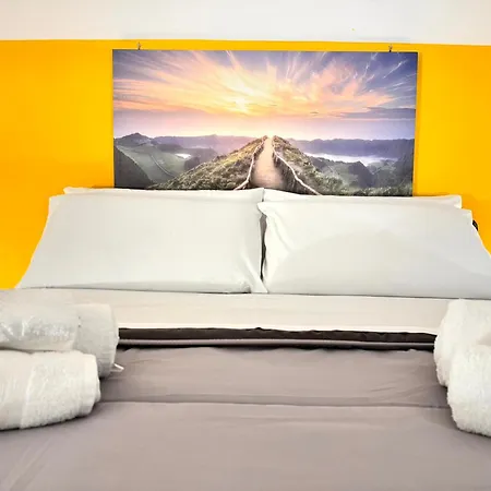 Leonic Apartment